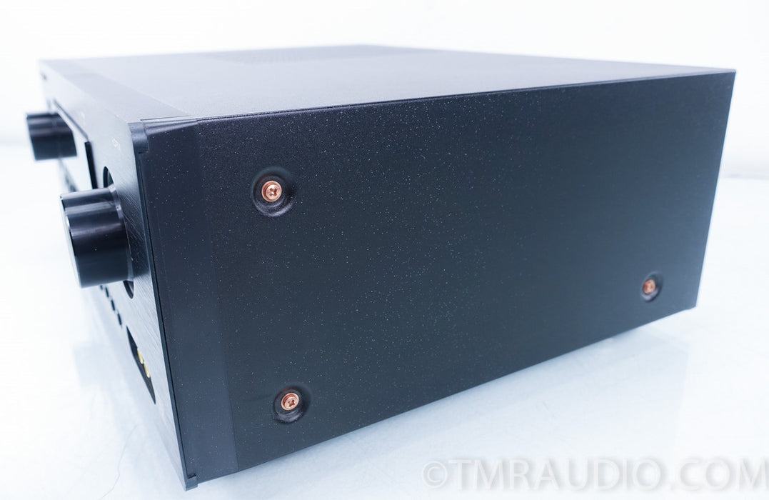 Marantz AV9000 Preamplier THX Ultra 5.1 Pre-Amp Tuner Processor w/ Remote