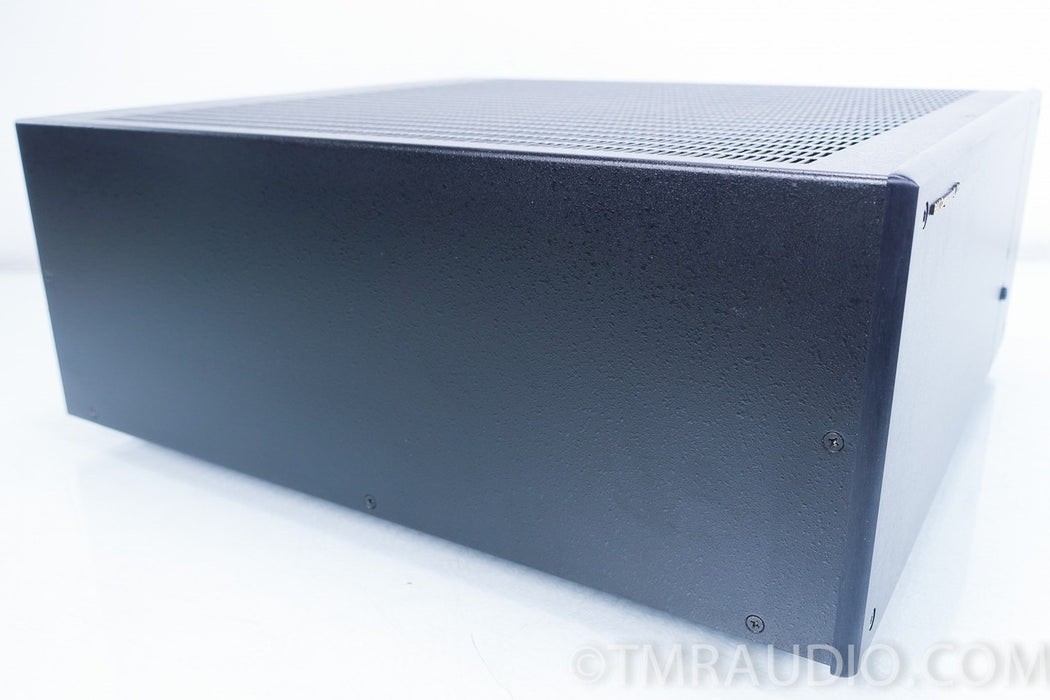 B&K Reference 7270 Series ii 7 Channel Amplifier in Factory Box