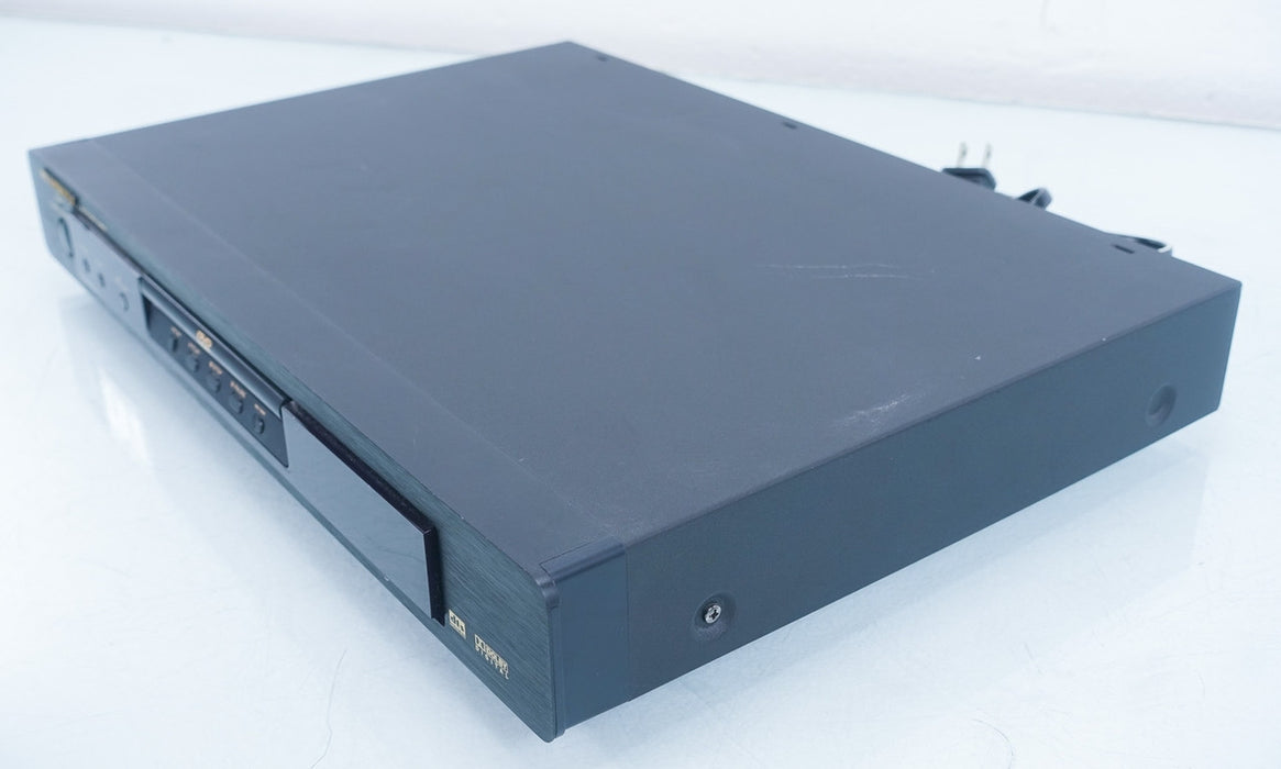 Marantz DV4600 CD / DVD Player