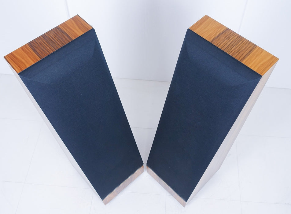 Thiel CS-2.2 Floorstanding Speakers in Factory Boxes
