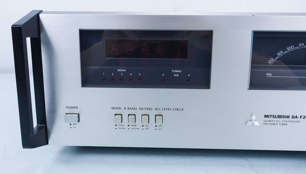 Mitsubishi DA-F20 Vintage FM Tuner