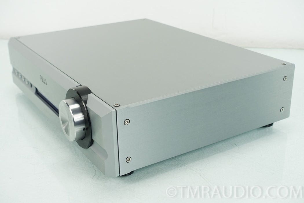 Pass Labs XP-20 Preamplifier in Factory Box (1 month old)