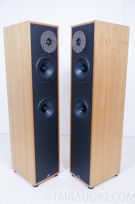 Ryan R620 Speakers