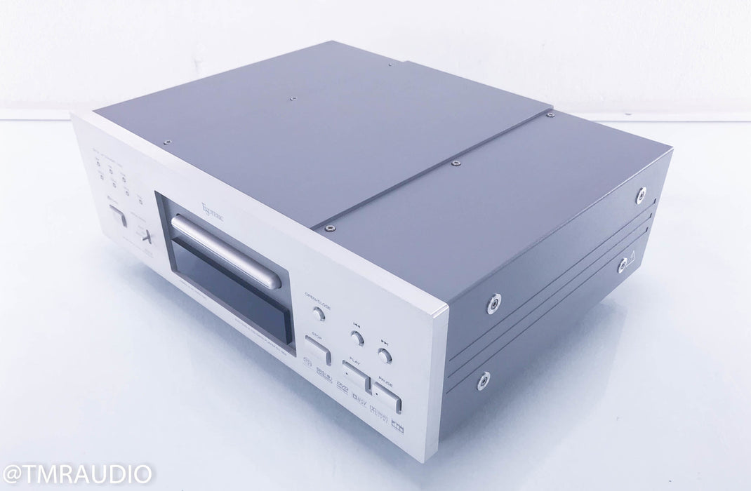 Esoteric DV-50s DVD / SACD / CD Player