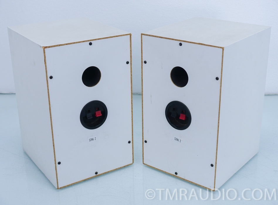 Paradigm Atom Bookshelf Speakers