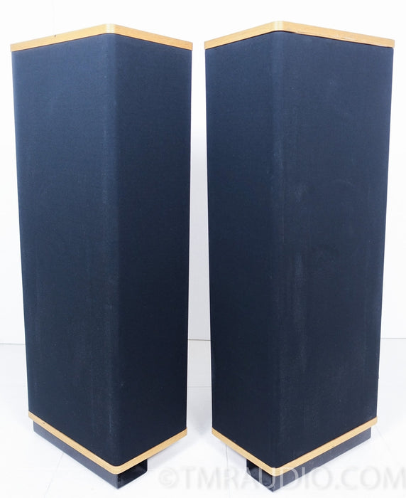 Vandersteen Model 2Ce Speakers w/ Stands