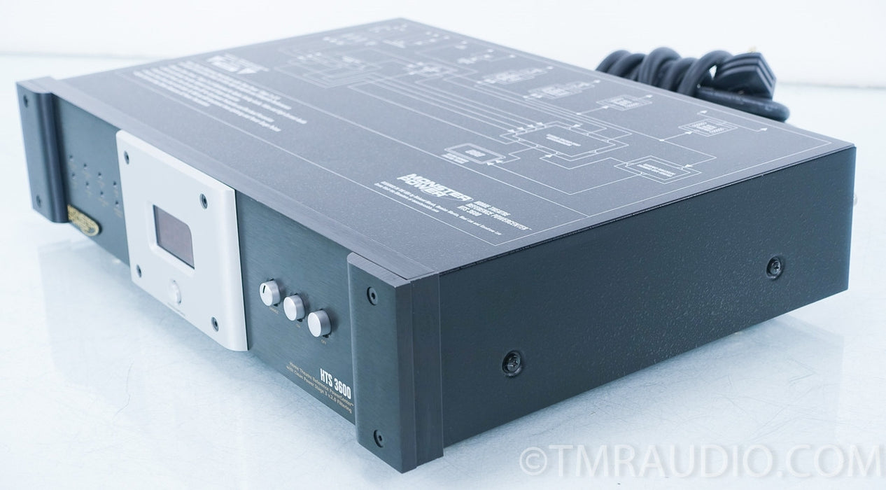 Monster Power HTS 3600 Reference Clean Power Center
