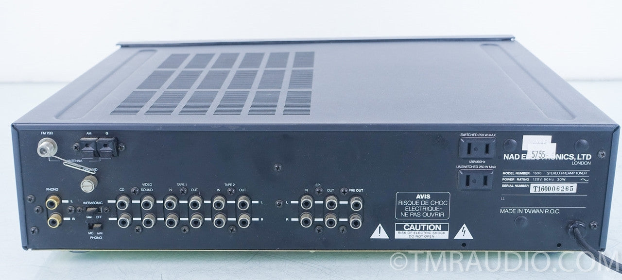 NAD 1600 Preamp / Tuner