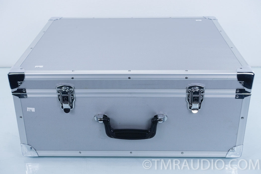 Shanling CD-T300 CD Player in Hardshell Case