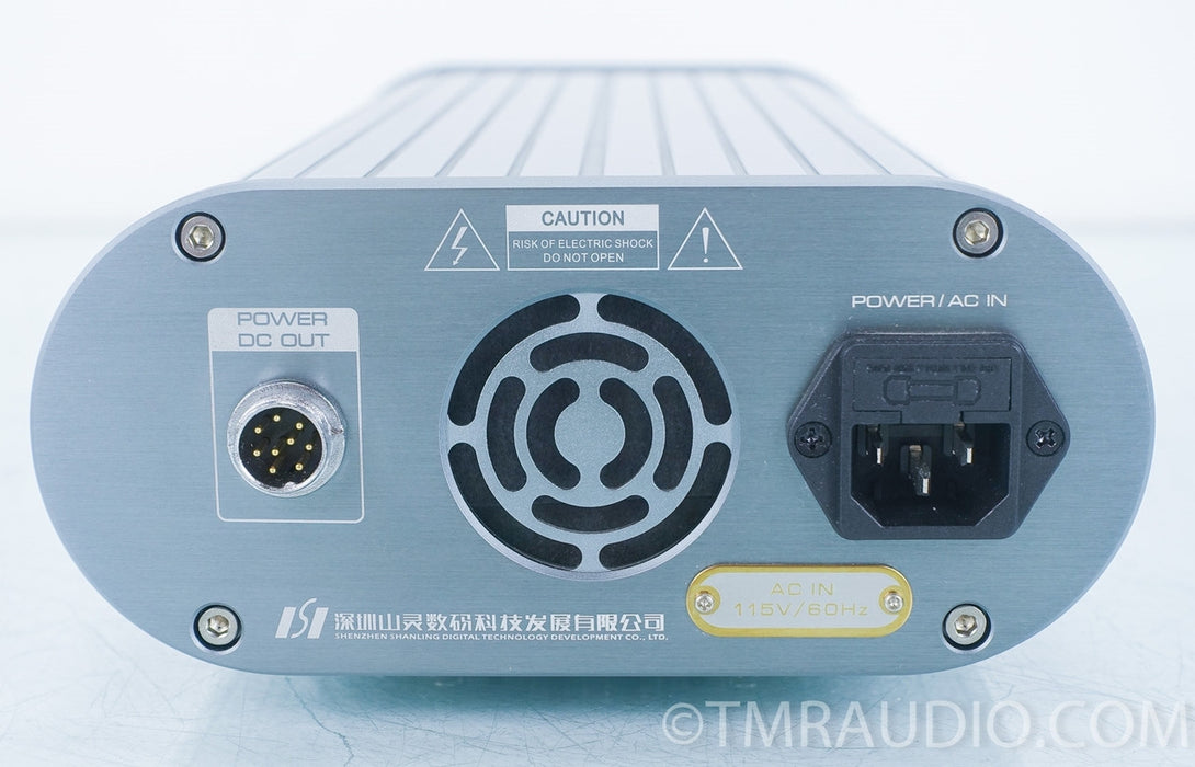Shanling CD-T300 CD Player in Hardshell Case