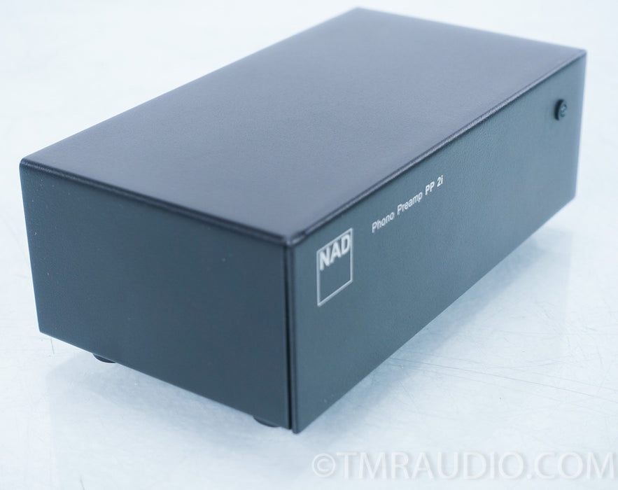 NAD Phono Preamp PP 2i in Factory Box