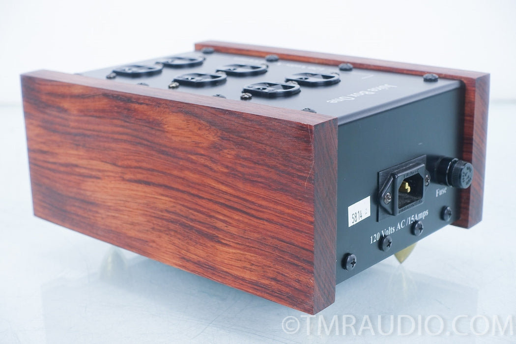 Silver Circle Audio Juice Box One Power Conditioner