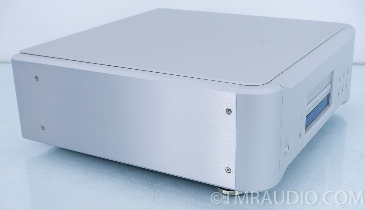 Esoteric K-01 CD / SACD Player in Factory Box