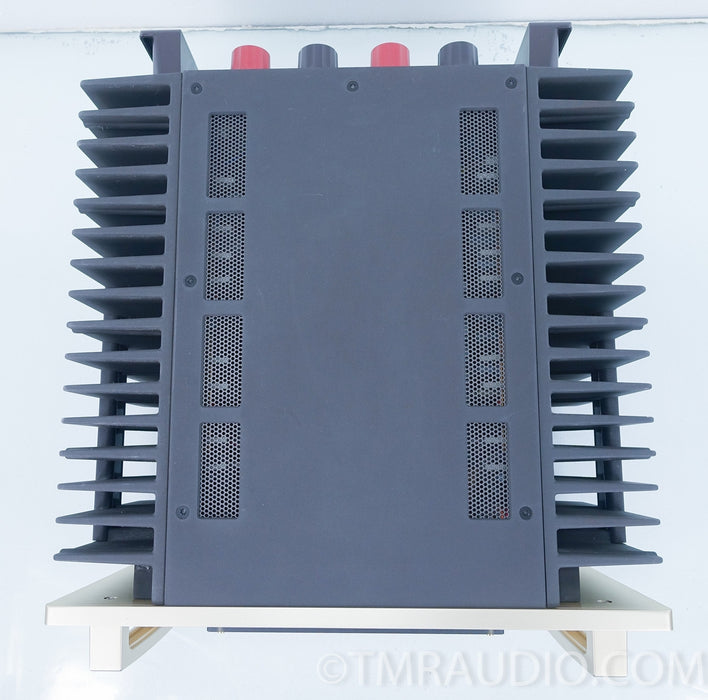 Accuphase A-50V Class A Stereo Power Amplifier