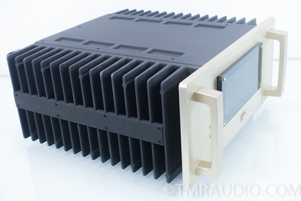 Accuphase A-50V Class A Stereo Power Amplifier