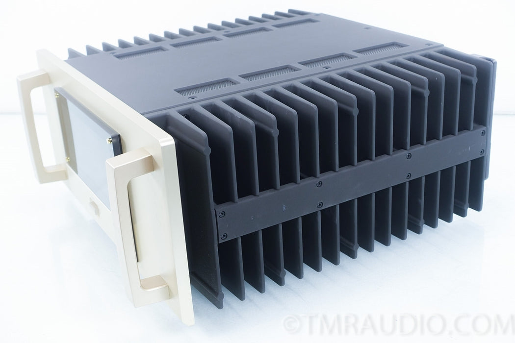 Accuphase A-50V Class A Stereo Power Amplifier
