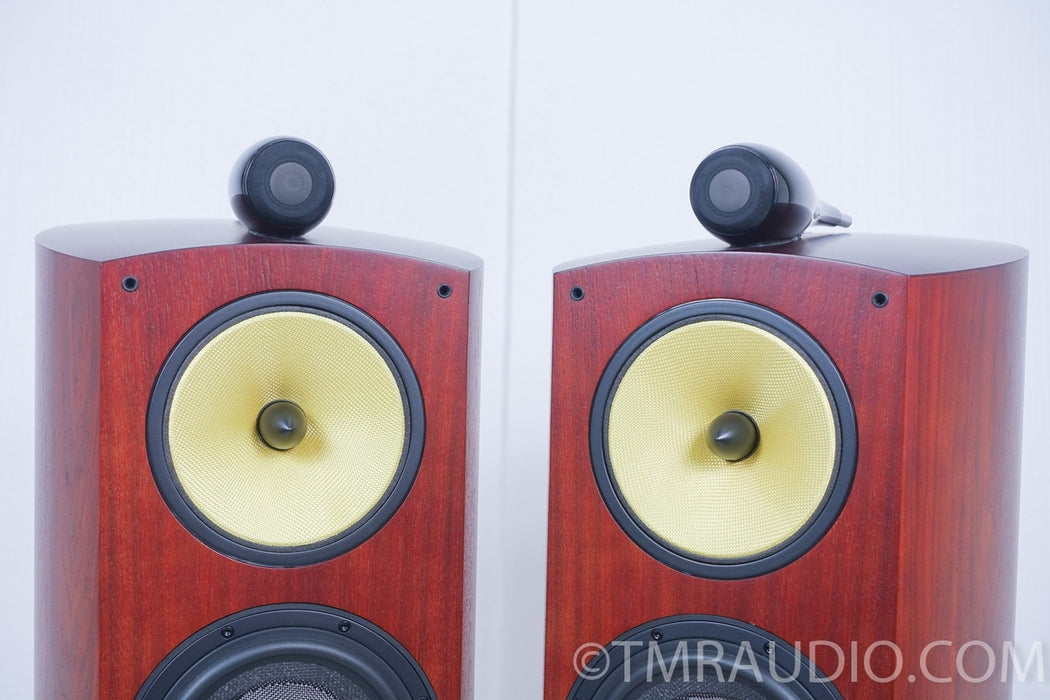 B&W 803D Speakers