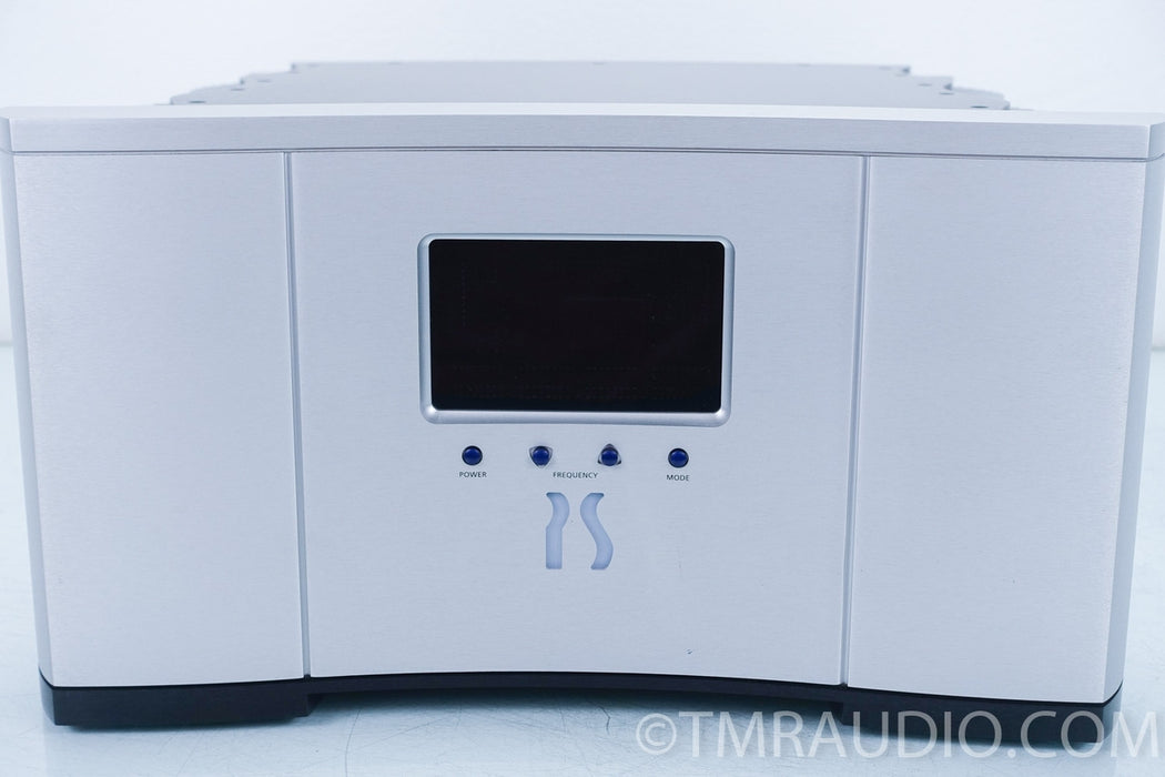 PS Audio P600 Line Conditioner in Factory Box