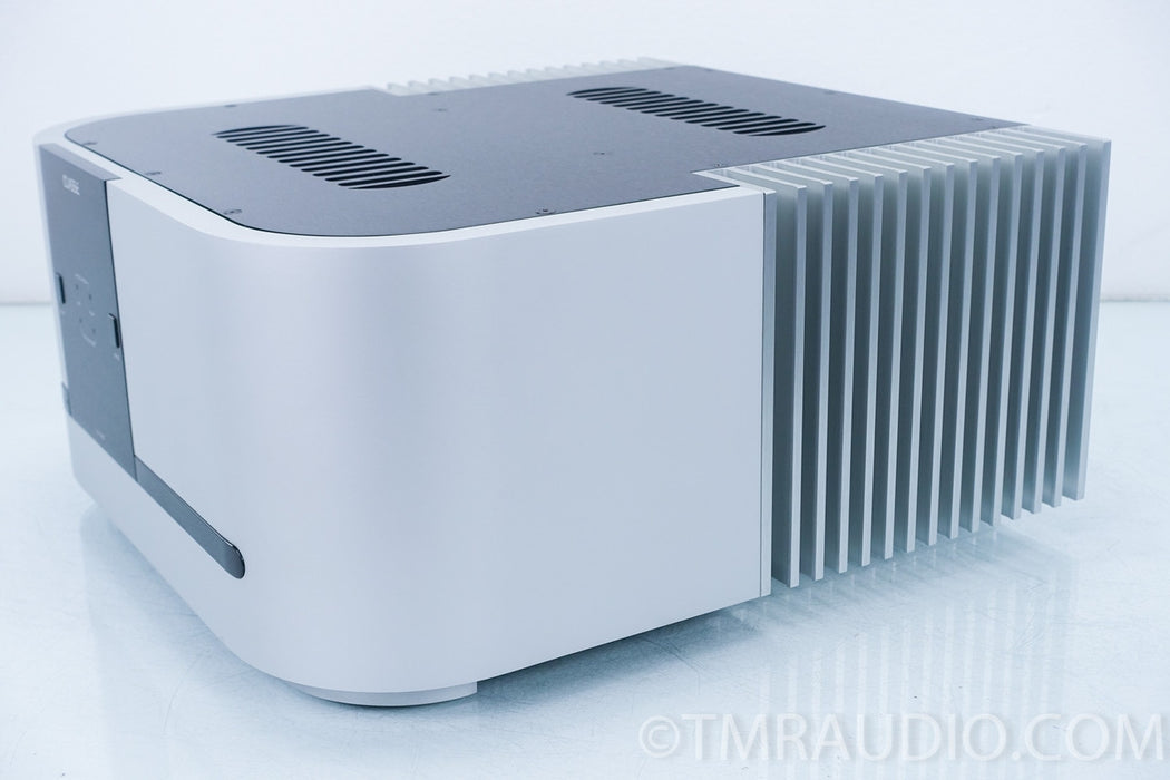Classe CA-2200 Power Amplifier in Factory Box