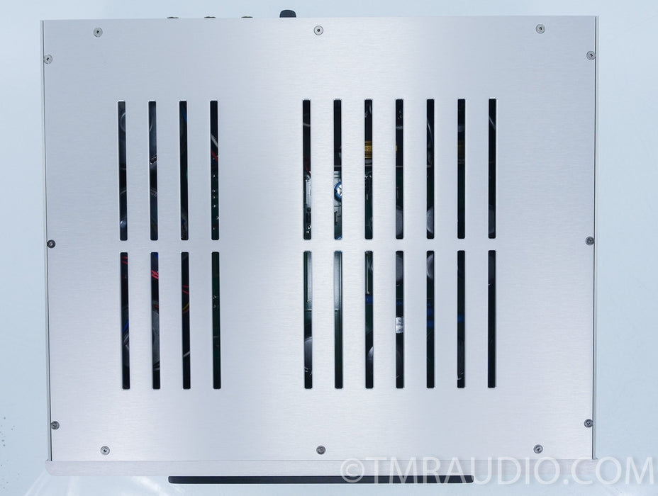 Rogue Hera II Reference Preamplifier in Factory Box