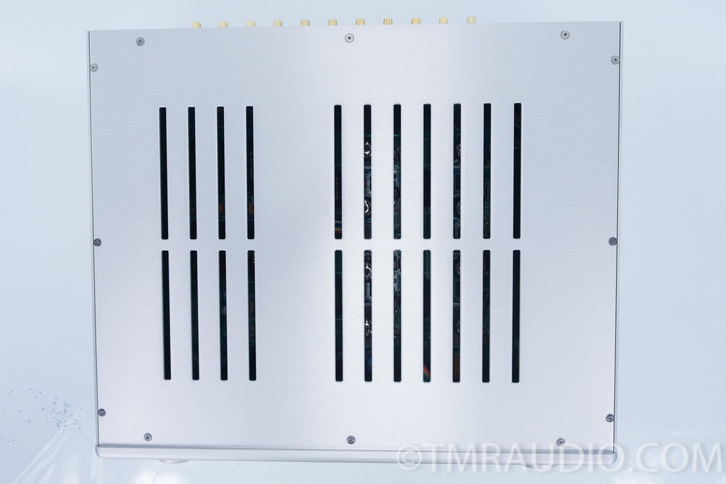 Rogue Hera II Reference Preamplifier in Factory Box