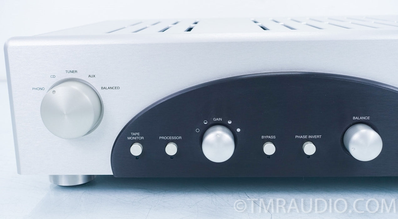 Rogue Hera II Reference Preamplifier in Factory Box