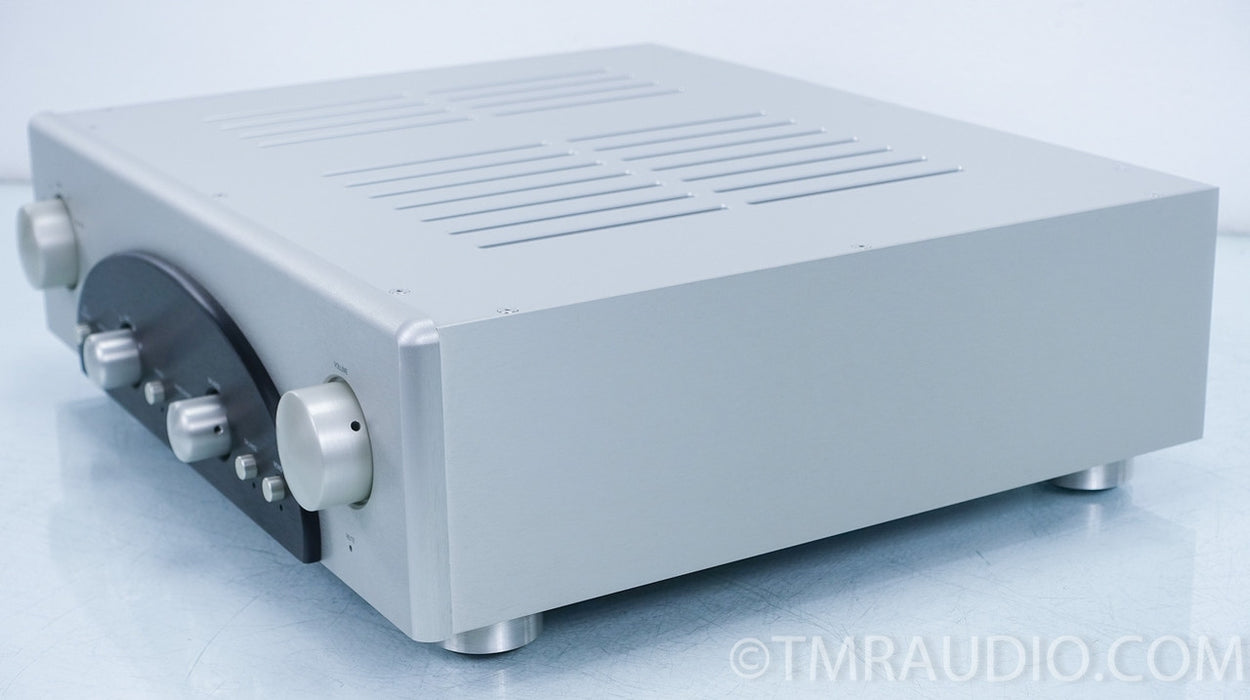 Rogue Hera II Reference Preamplifier in Factory Box