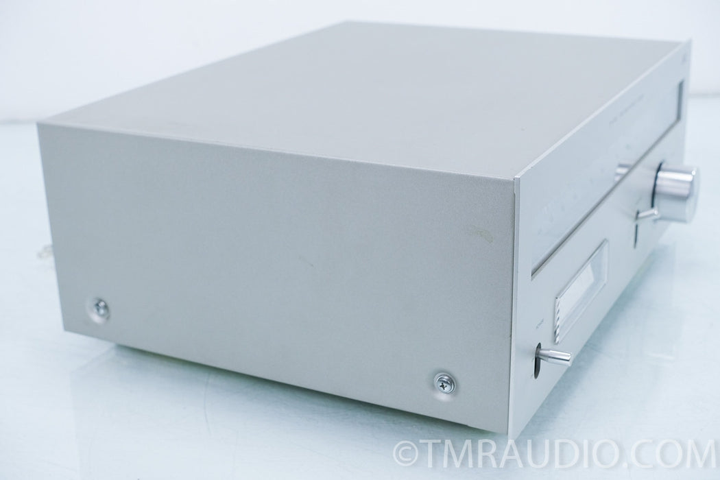 JVC JT-V11G AM / FM Tuner