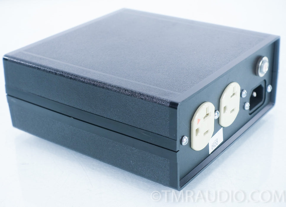 Audio Magic Stealth Mini Power Purifier / Conditioner
