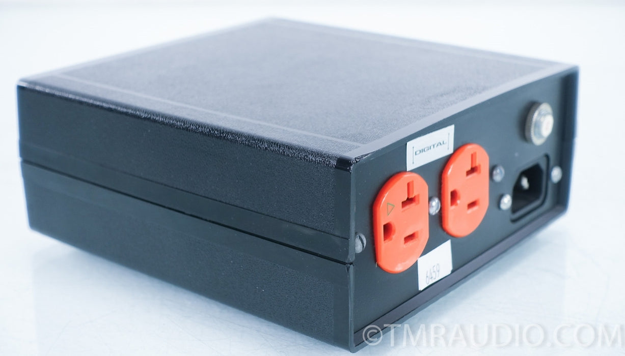 Audio Magic Stealth Mini Power Purifier / Conditioner (Digital)