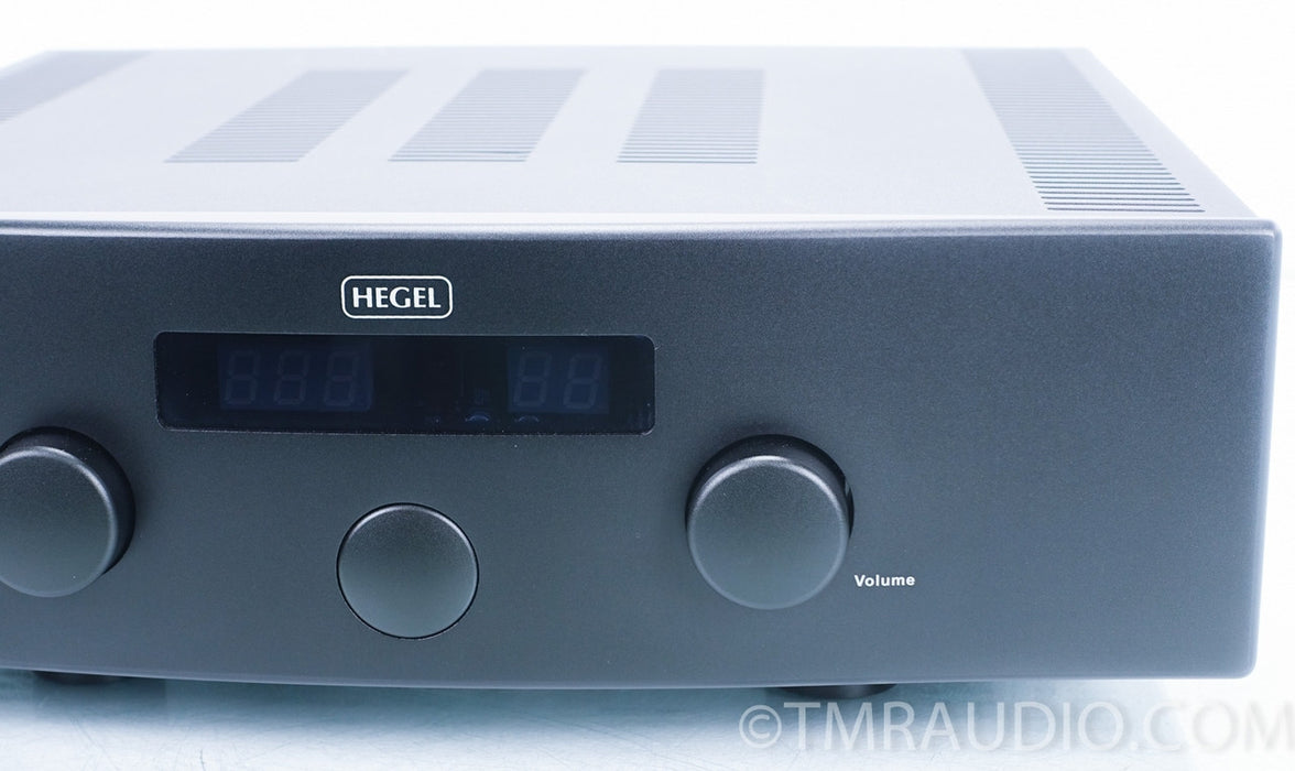 Hegel H300 Integrated Amplifier / DAC in Factory Box
