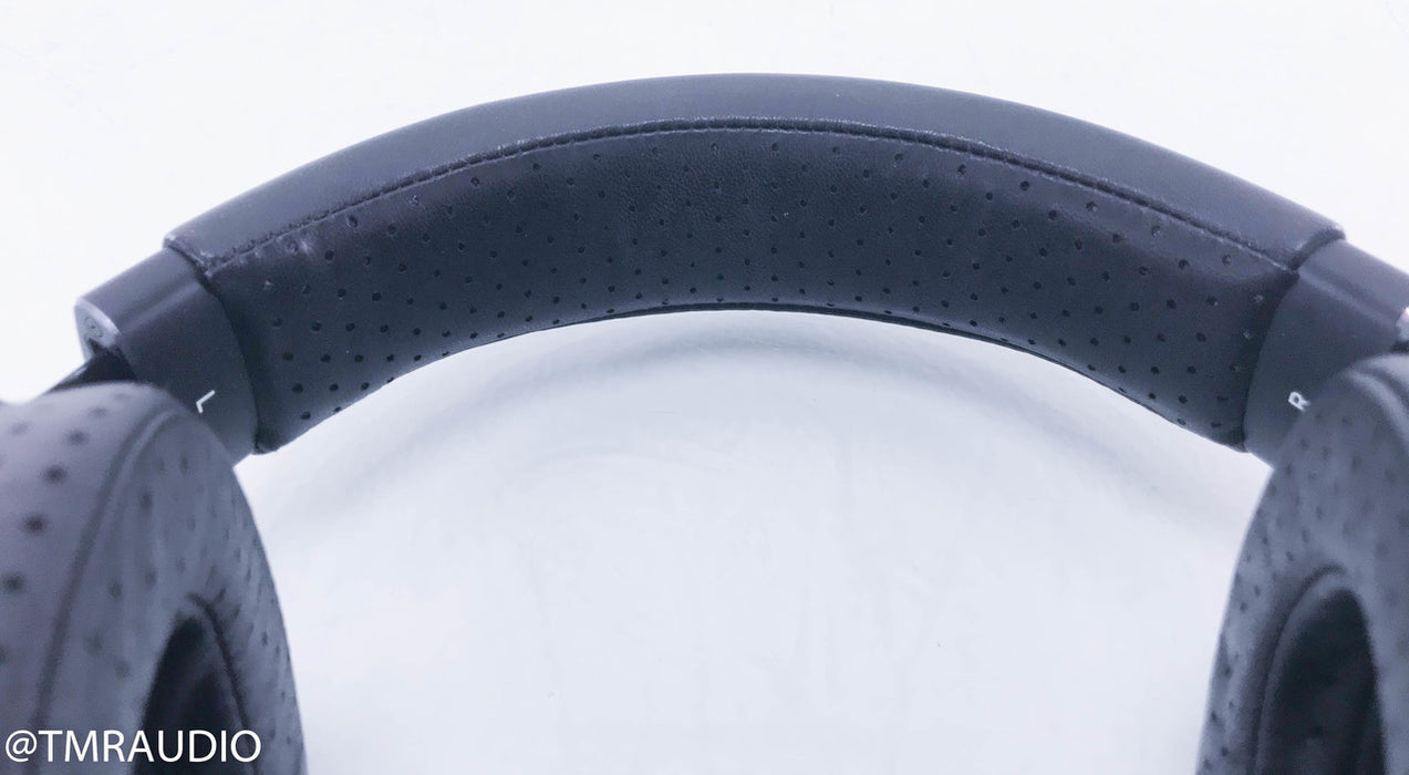 Focal Utopia Open-Back Headphones w/ Black Dragon Cable