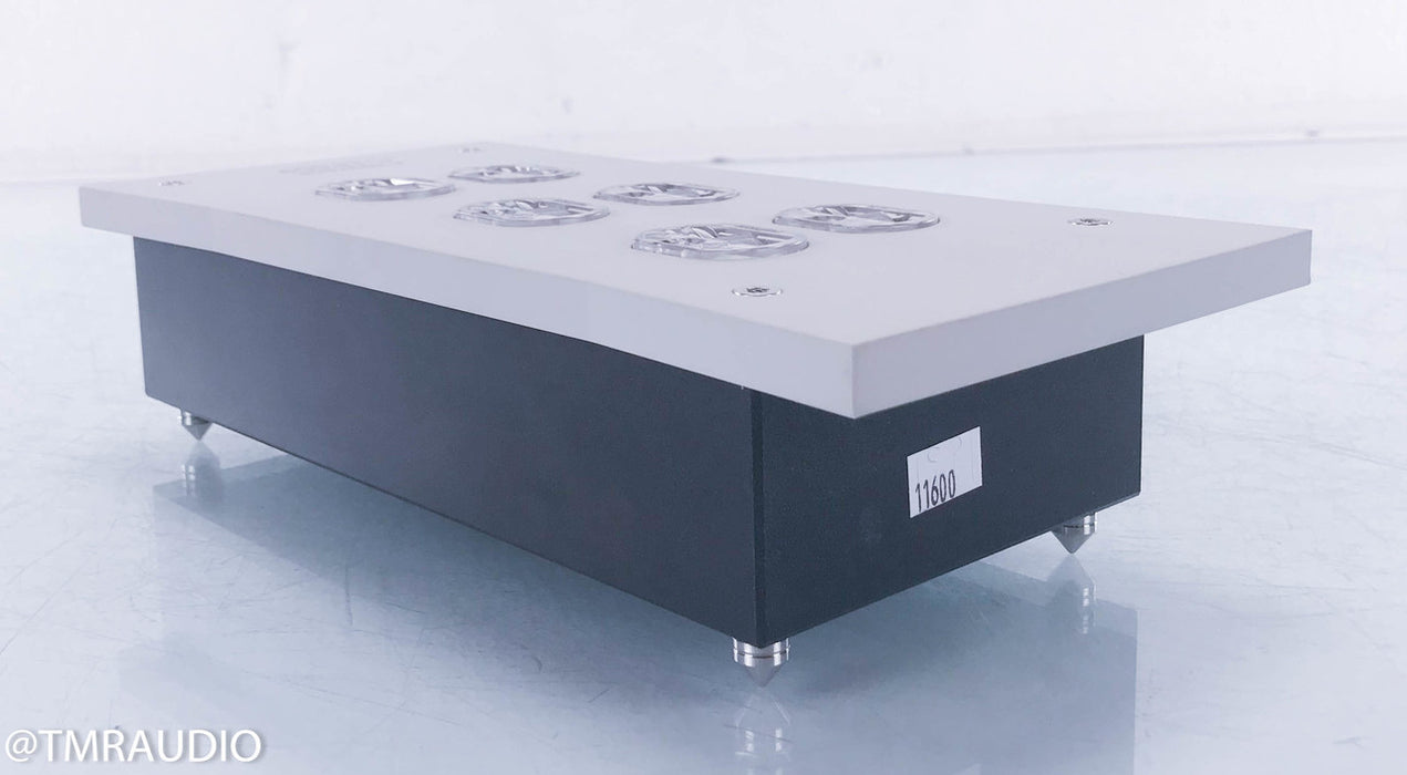 Furutech e-TP609 AC / Power Line Distributor