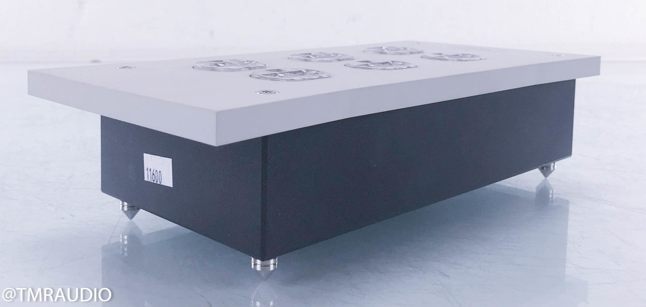 Furutech e-TP609 AC / Power Line Distributor