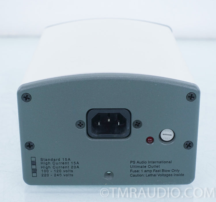 PS Audio Ultimate Outlet in Factory Box