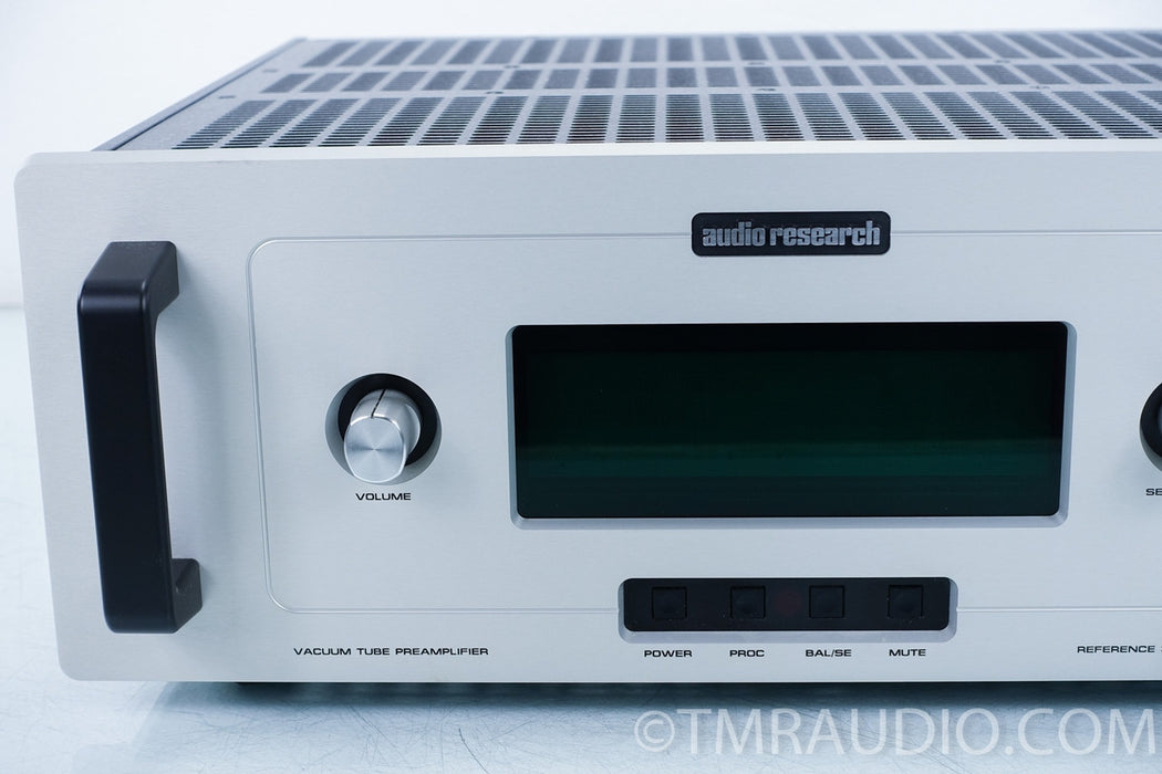 Audio Research Reference 3 Tube Preamplifier in Factory Box