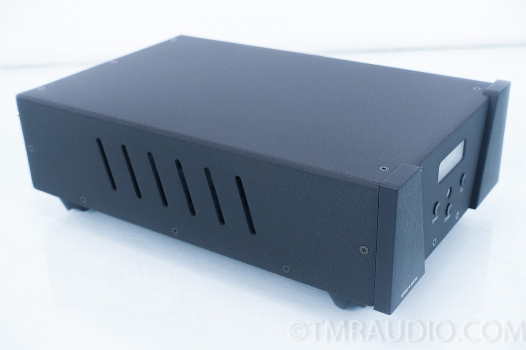 Wyred 4 Sound DAC-2 DSD SE in Factory Box 1