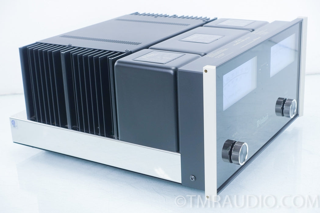 McIntosh MC302 Stereo Power Amplifier in Factory Box
