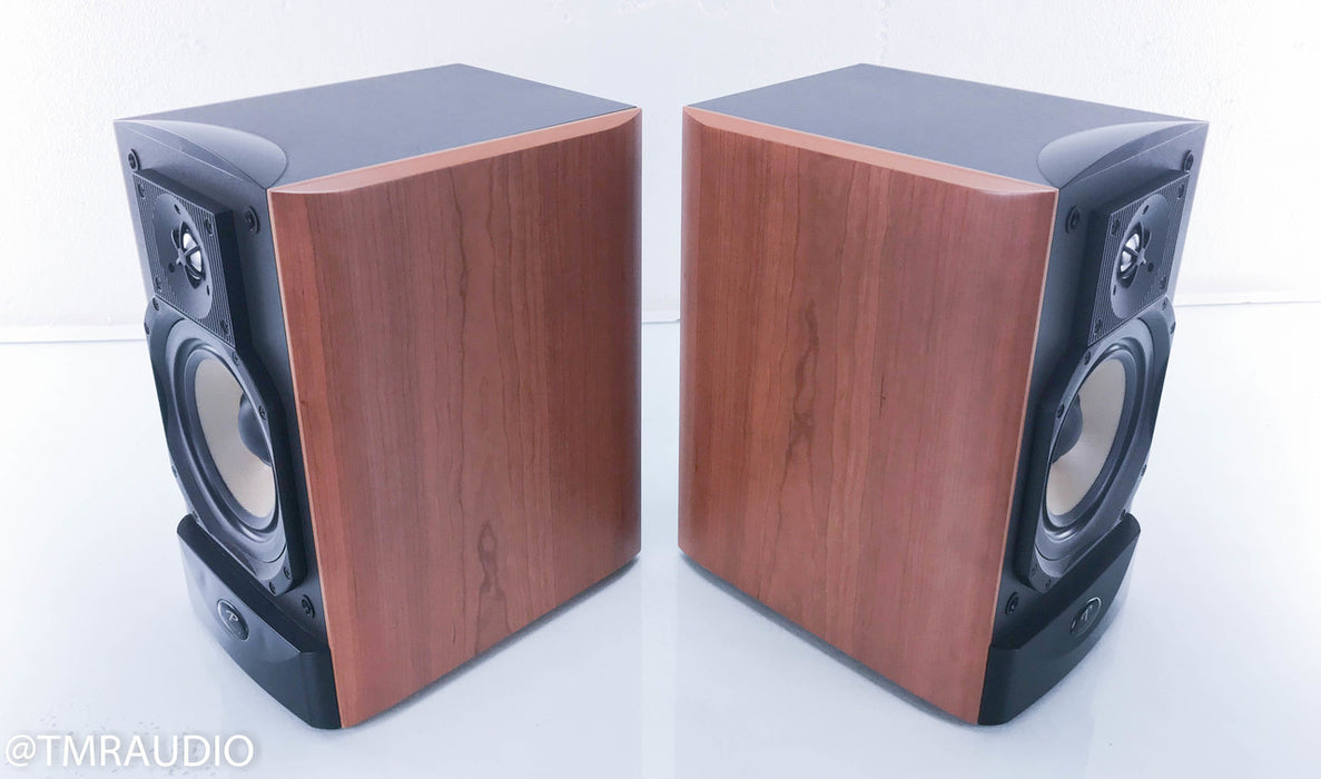 Paradigm Reference Studio 20 v.2 Bookshelf Speakers
