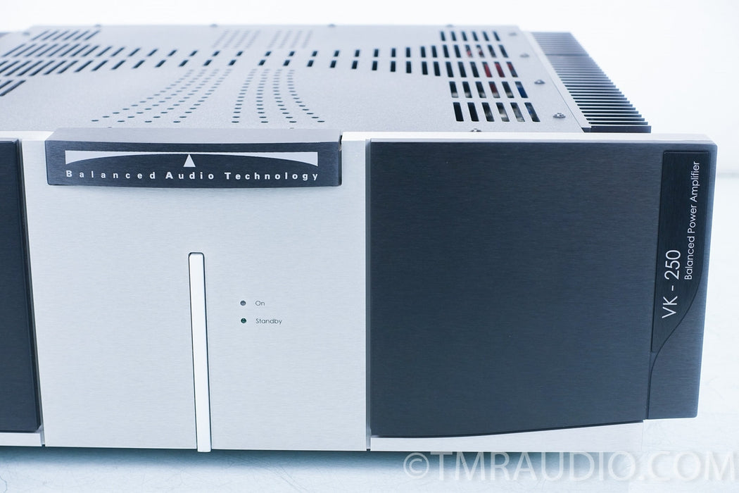 Balanced Audio Technology BAT VK-250 Power Amplifier