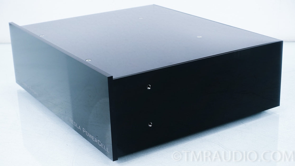 Synergistic Research Tesla PowerCell 6 Power Conditioner