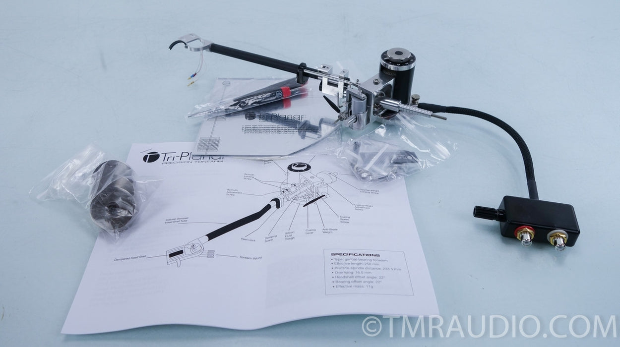 Oracle Premiere Turntable (Tri-Planar tonearm has been fully updated)