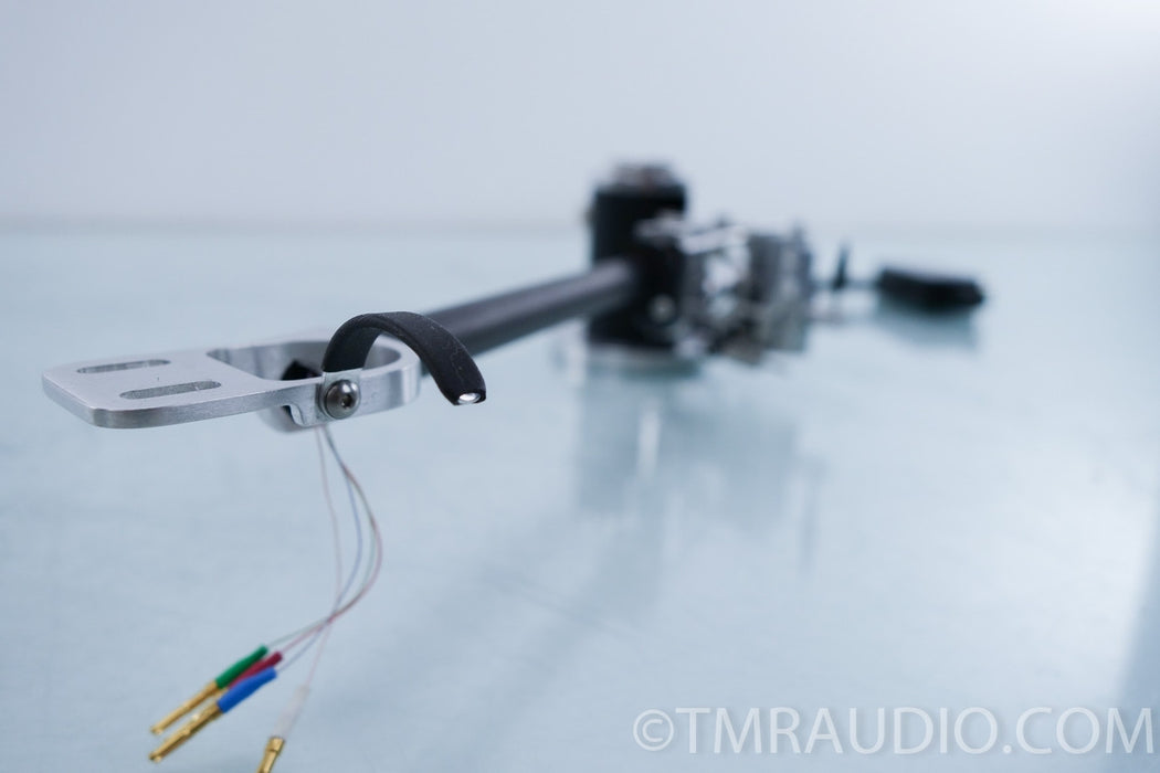 Oracle Premiere Turntable (Tri-Planar tonearm has been fully updated)