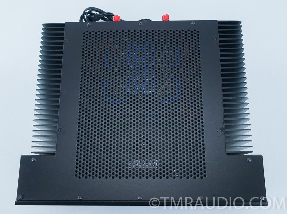 Adcom GFA-5500 Stereo Amplifier