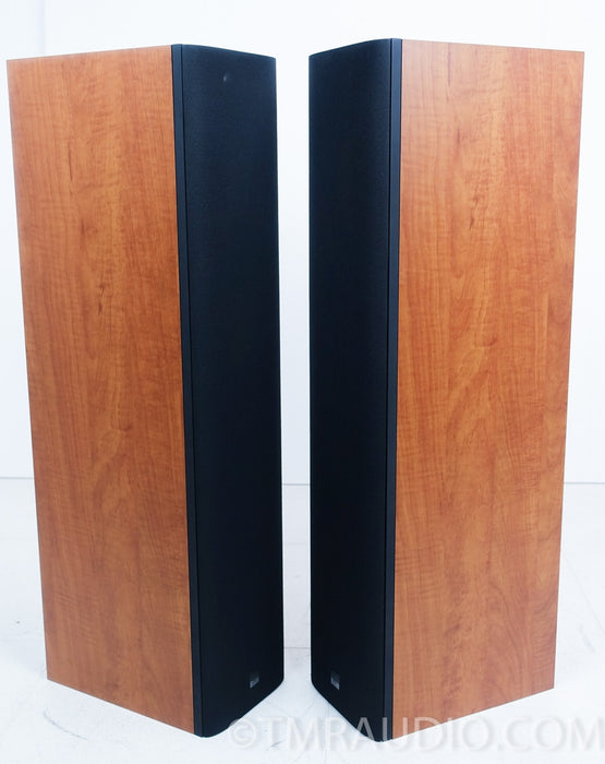 B&W 684 Speakers