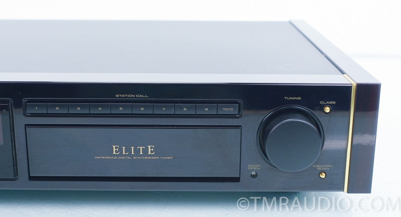 Pioneer Elite F-93 AM / FM Tuner