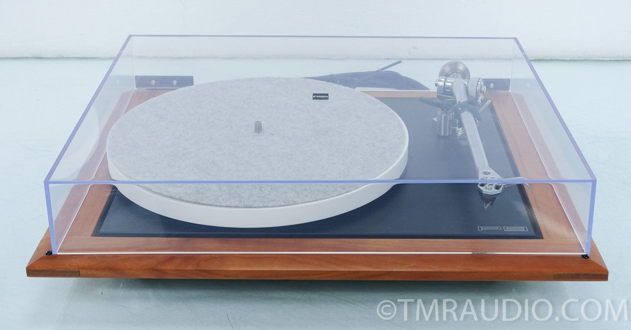 Rega P9 Turntable
