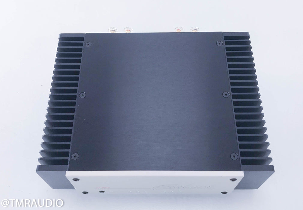Benchmark AHB2 Stereo Power Amplifier