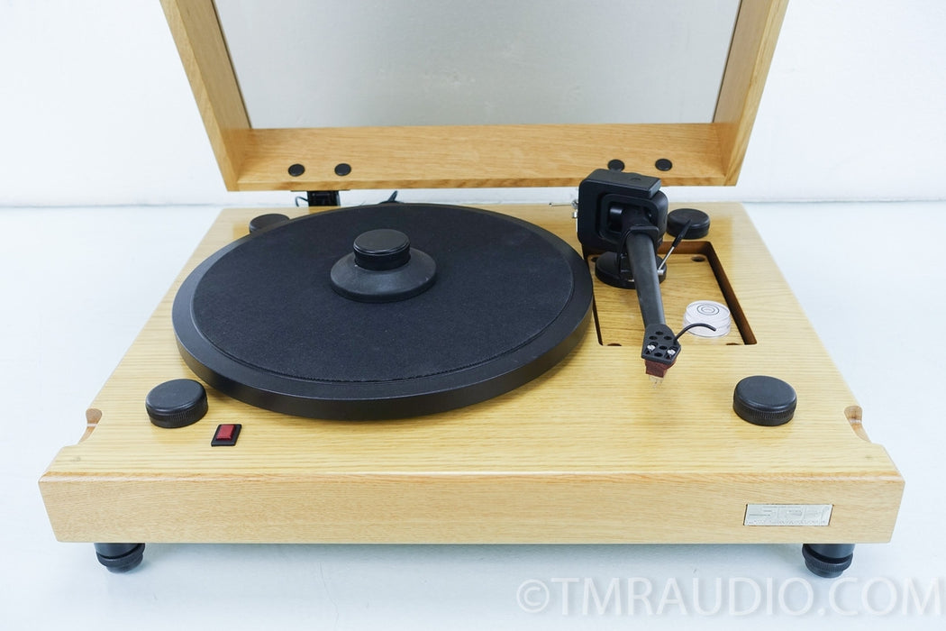 Kuzma Stabi Turntable