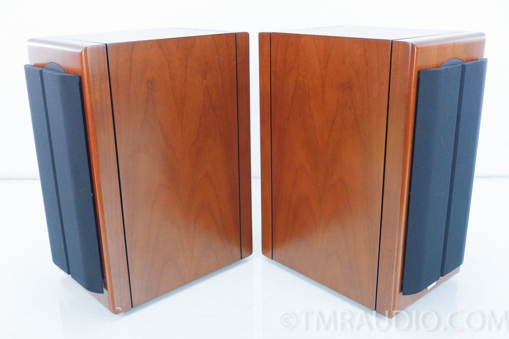 Vienna Acoustics Haydn Grand SE Bookshelf Speakers